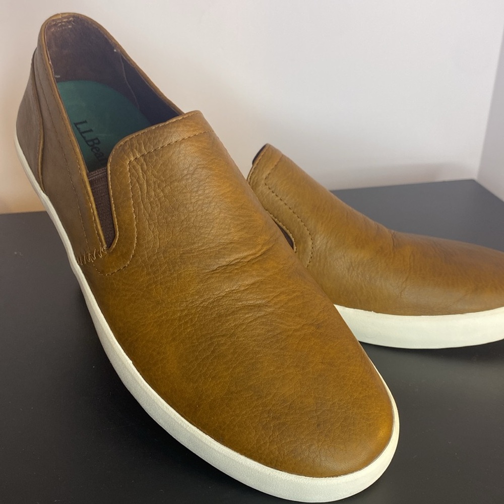 L.L. Bean Mountainville Brown Leather Loafers with Elastic Panels Men’s Sz. 10.5
